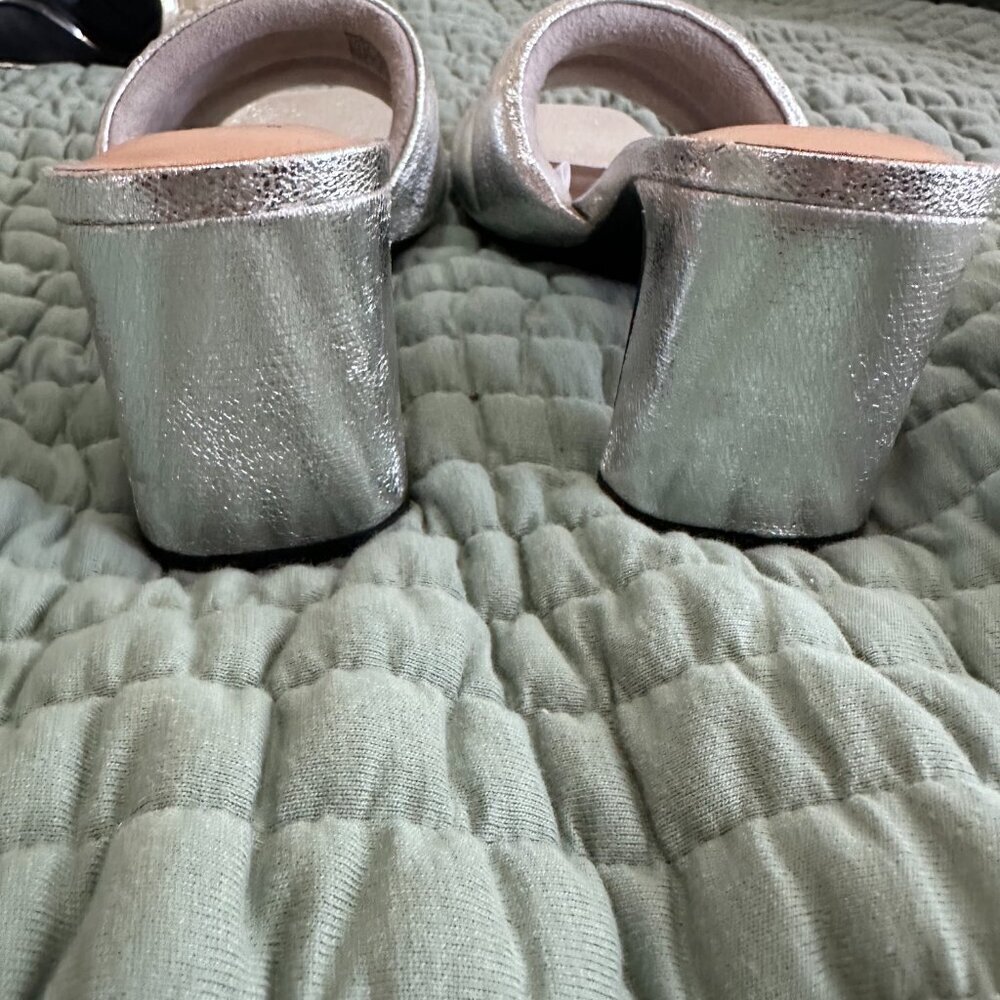 A New Day - Women's silver slip on Open-toe Sandals - Picture 4 of 4